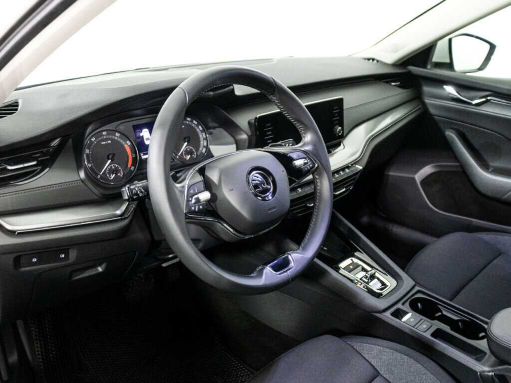 Skoda Octavia, 2021 - Фото №10