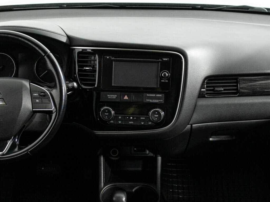 Mitsubishi Outlander, 2016 - Фото №13