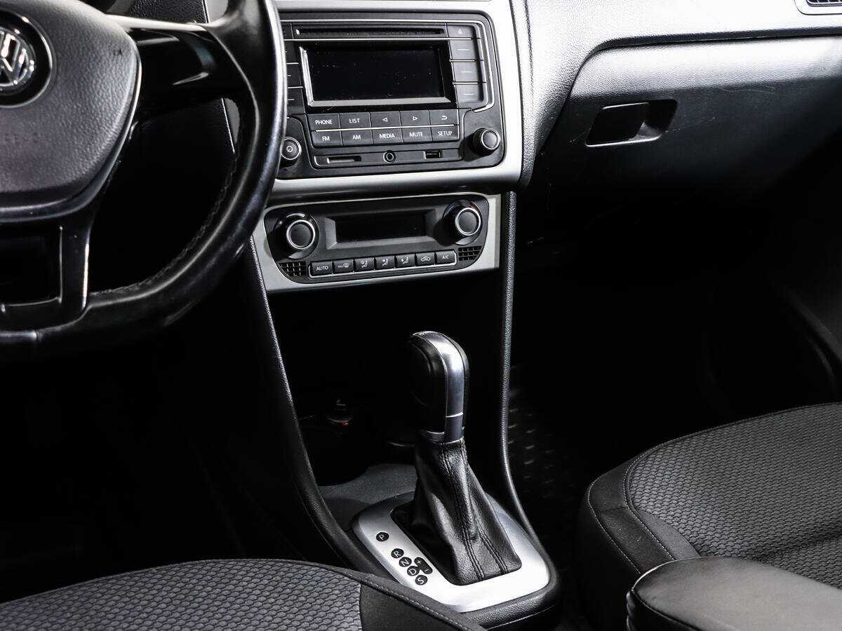 Volkswagen Polo, 2017 - Фото №10