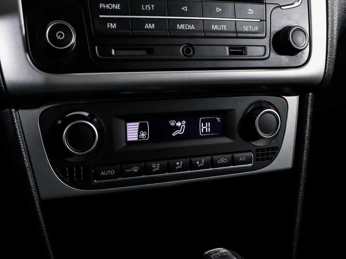 Volkswagen Polo, 2017 - Фото №11