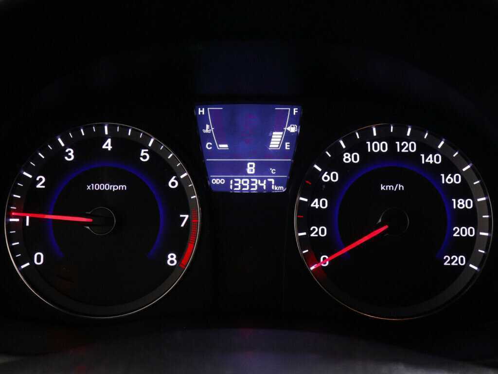 Hyundai Solaris, 2012 - Фото №6