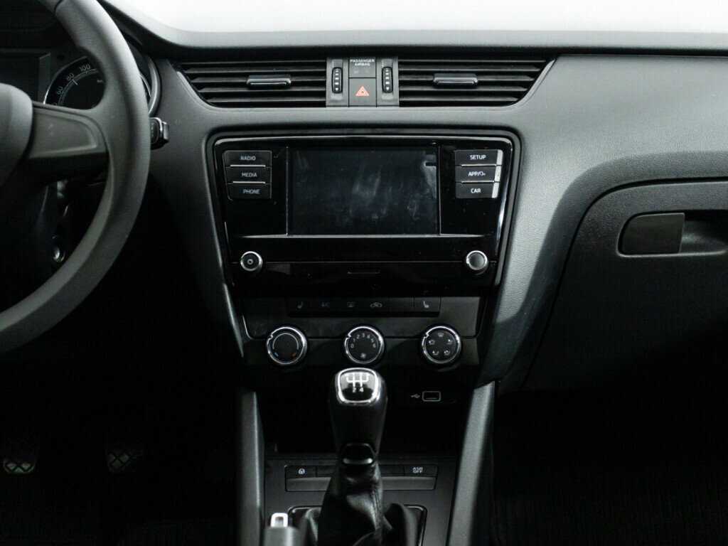 Skoda Octavia, 2018 - Фото №13