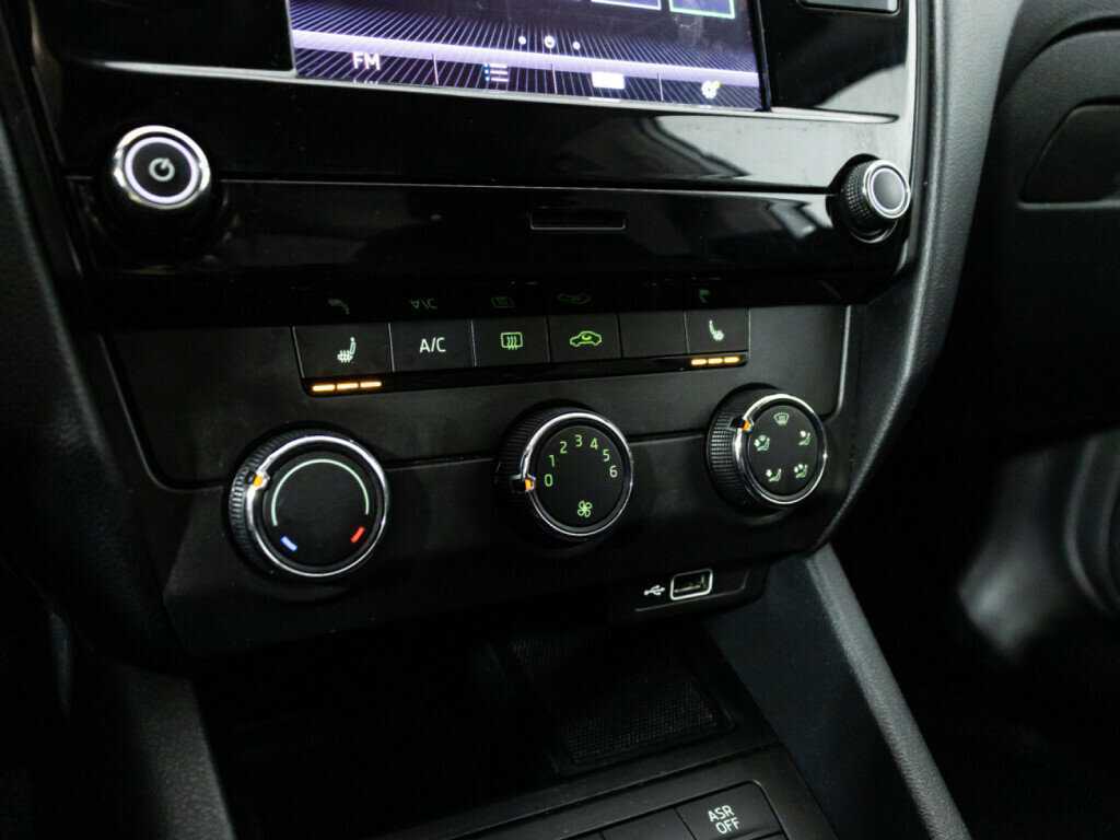 Skoda Octavia, 2018 - Фото №15