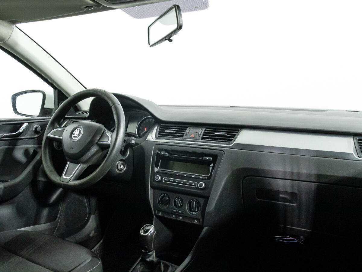 Skoda Rapid, 2014 - Фото №8