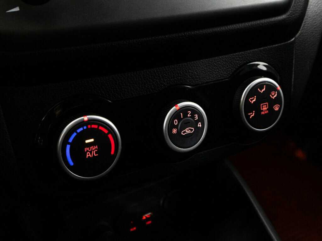 Kia Rio, 2015 - Фото №14