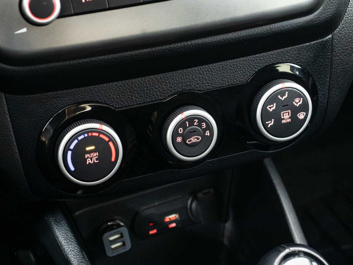 Kia Rio, 2017 - Фото №15