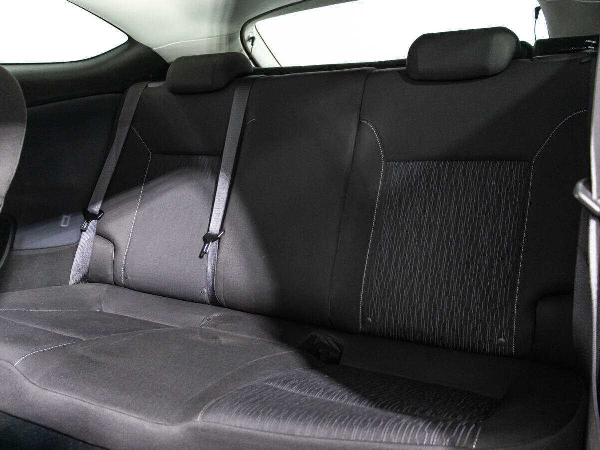 Opel Astra GTC, 2013 - Фото №9