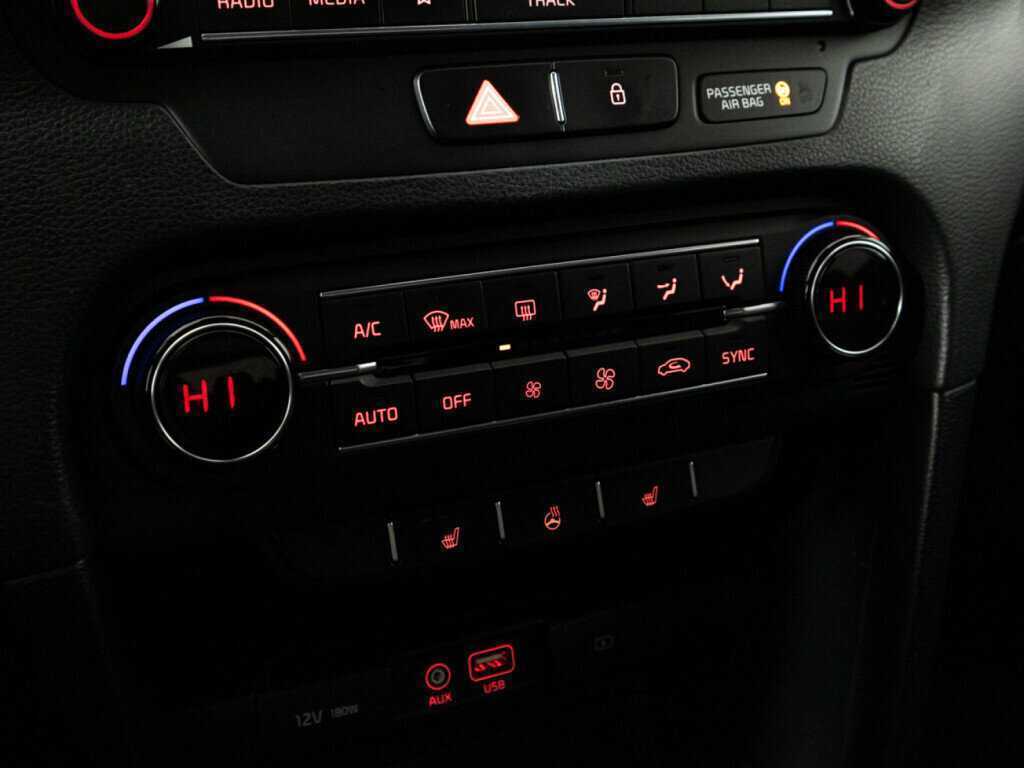 Kia Ceed, 2018 - Фото №15