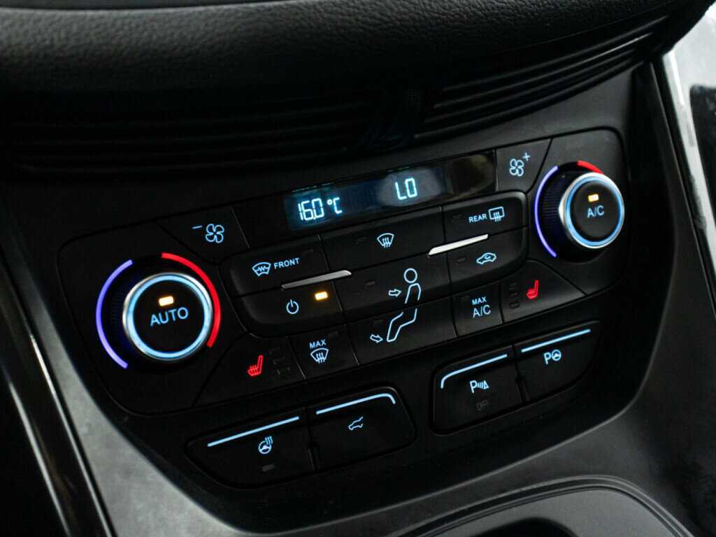 Ford Kuga, 2018 - Фото №17