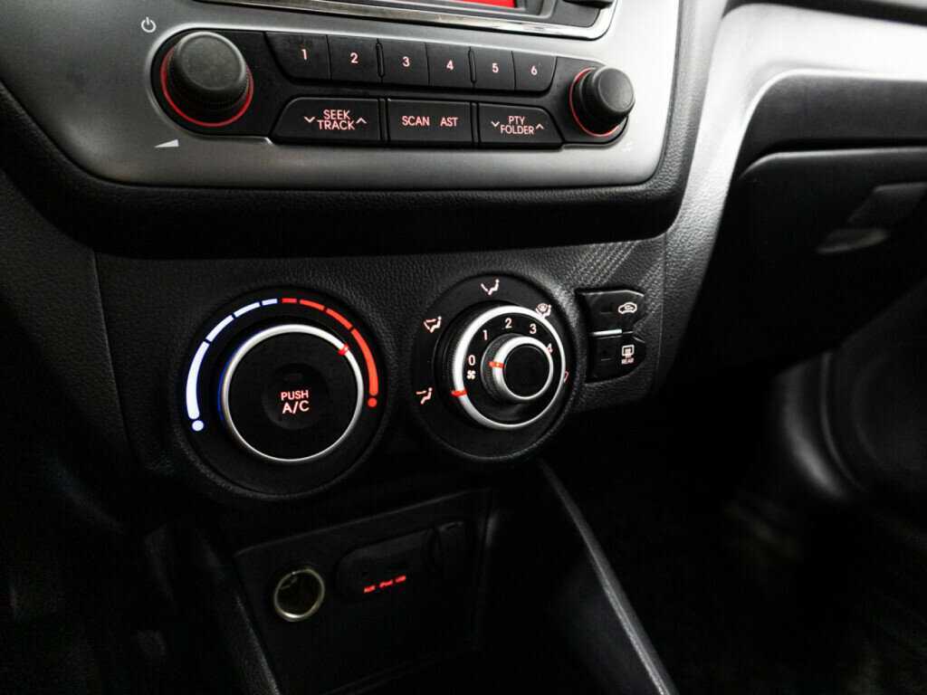 Kia Rio, 2014 - Фото №14