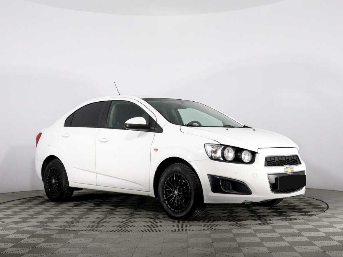 Chevrolet Aveo, 2012 - Фото №2