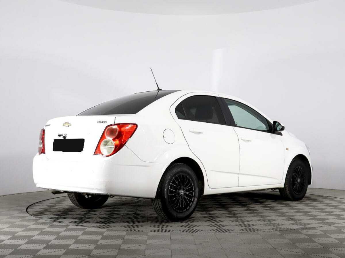 Chevrolet Aveo, 2012 - Фото №4