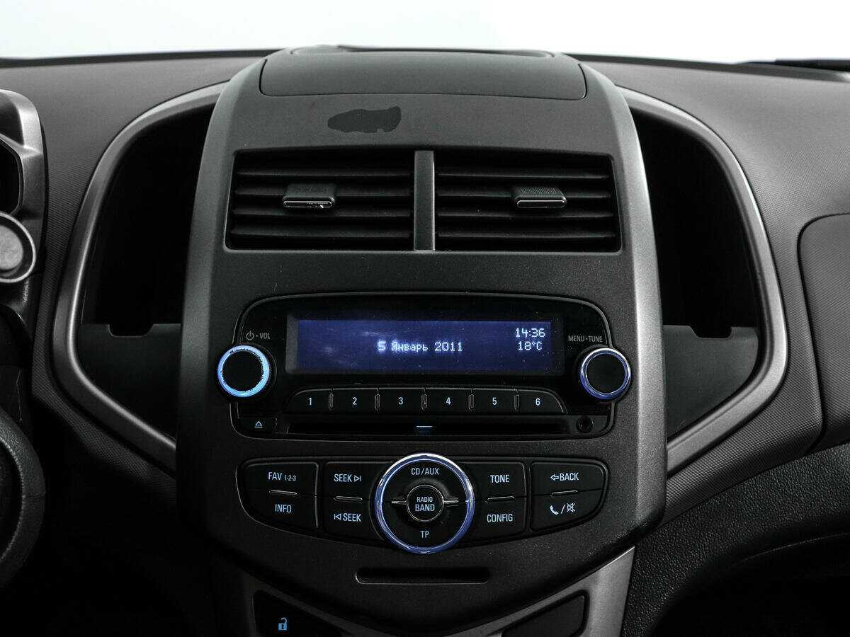 Chevrolet Aveo, 2012 - Фото №13