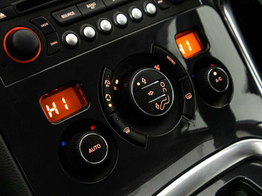 Peugeot 3008, 2012 - Фото №14