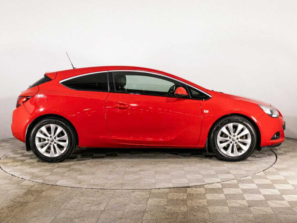 Opel Astra GTC, 2012 - Фото №3