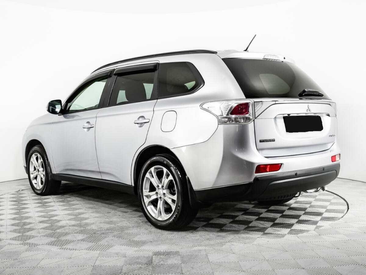 Mitsubishi Outlander, 2012 - Фото №5