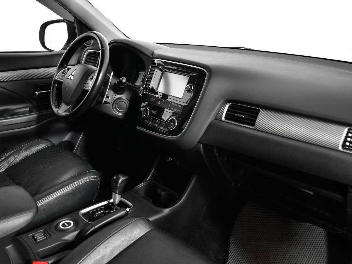 Mitsubishi Outlander, 2012 - Фото №6