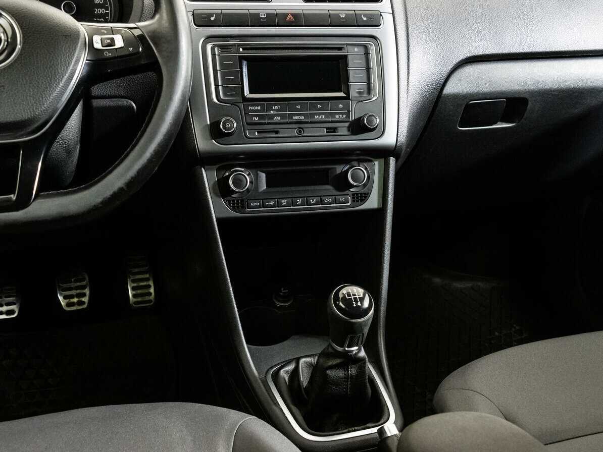 Volkswagen Polo, 2016 - Фото №10