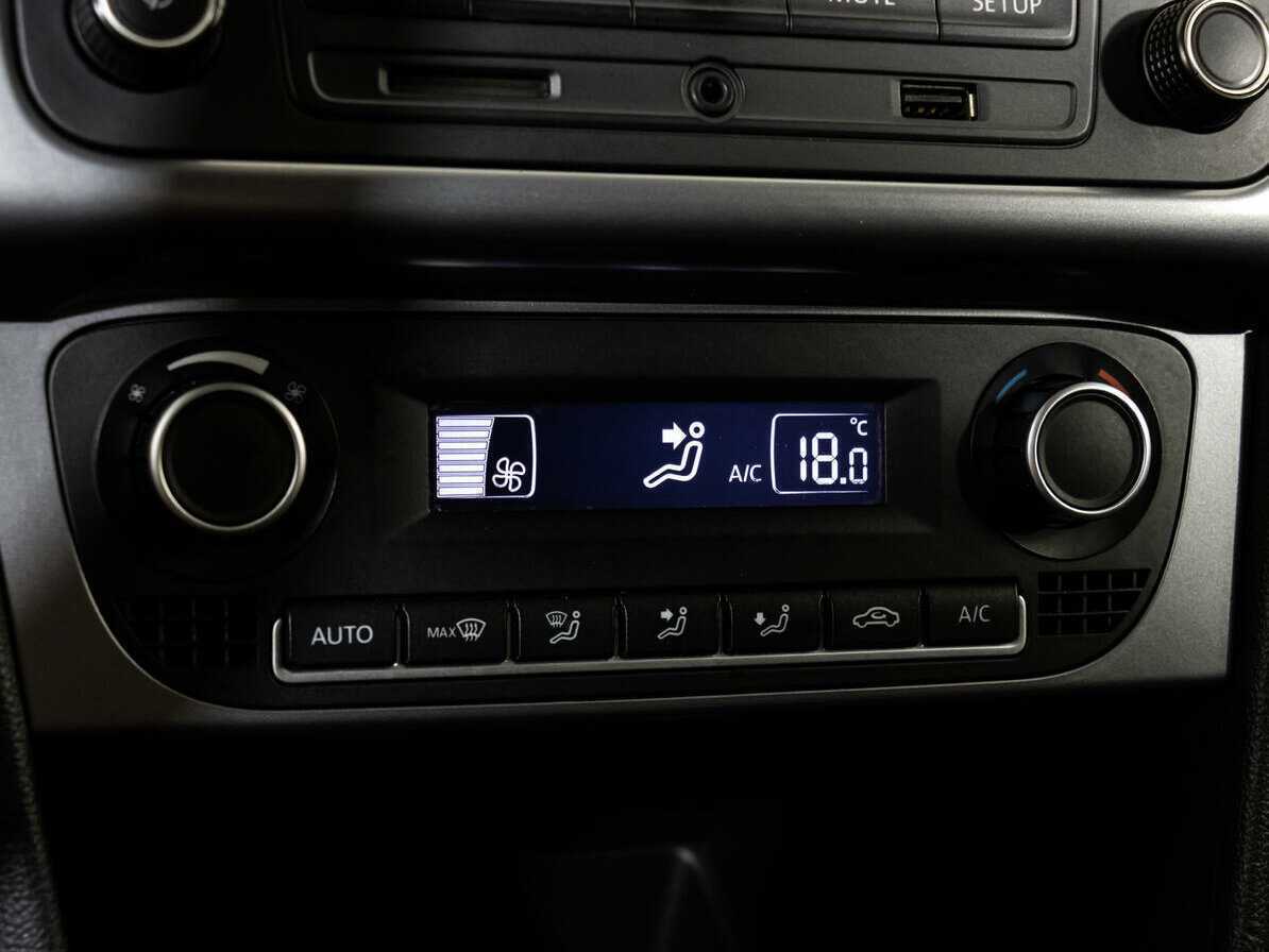 Volkswagen Polo, 2016 - Фото №11