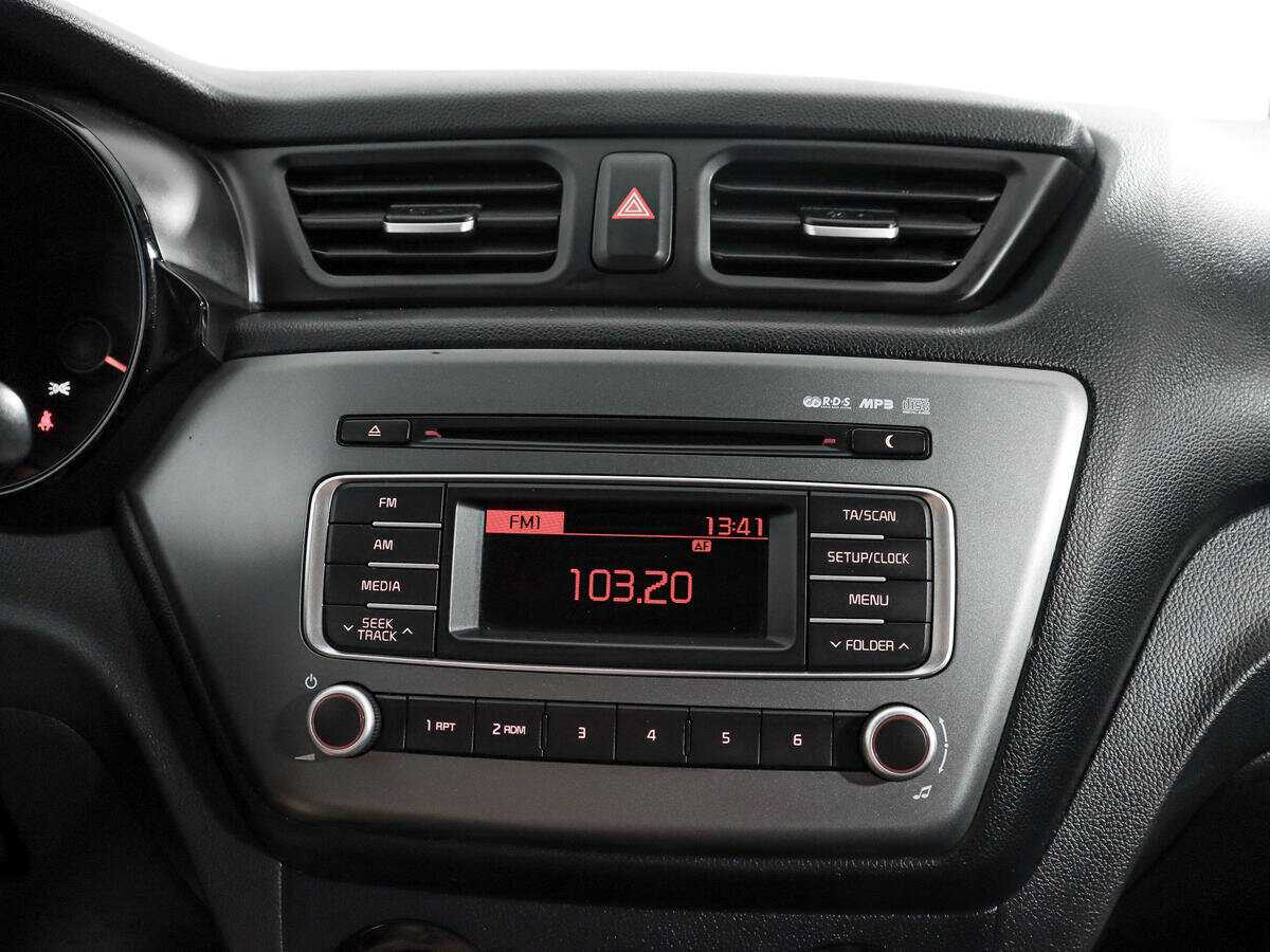 Kia Rio, 2015 - Фото №10