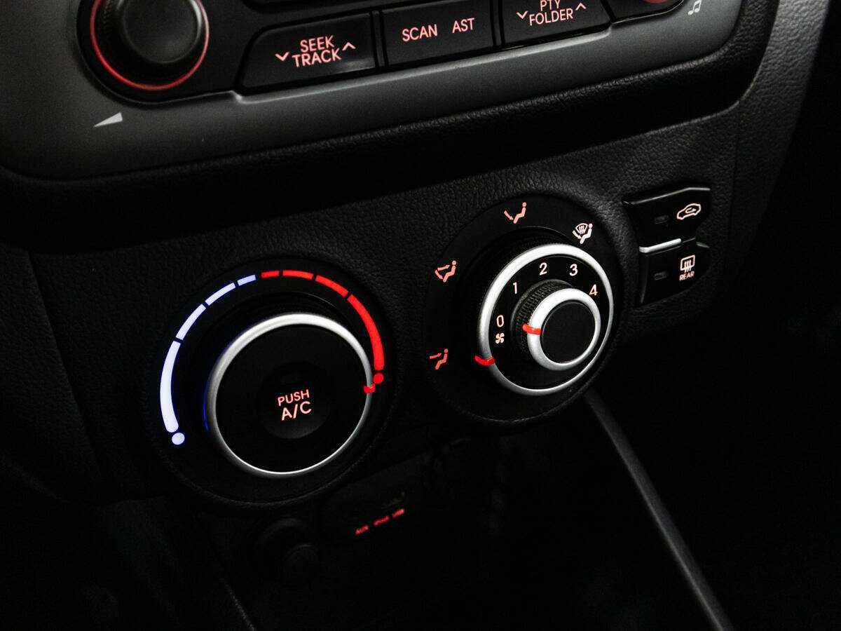 Kia Rio, 2014 - Фото №14