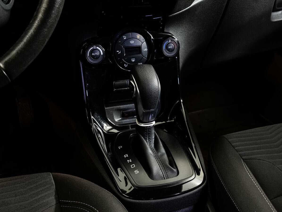 Ford Fiesta, 2017 - Фото №9