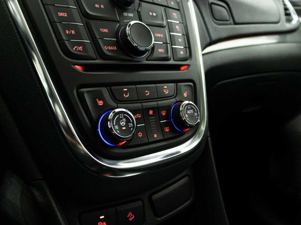 Opel Mokka, 2015 - Фото №15