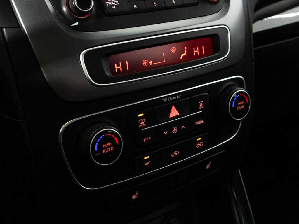 Kia Sorento, 2016 - Фото №12