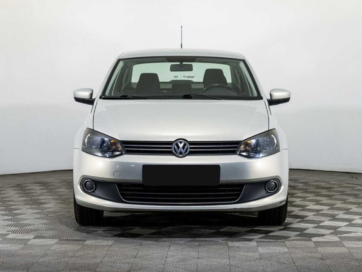 Volkswagen Polo, 2013 - Фото №1