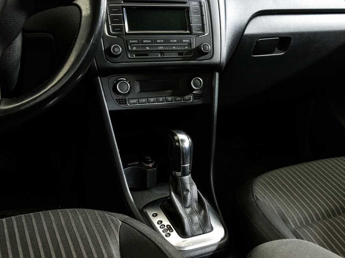 Volkswagen Polo, 2013 - Фото №9