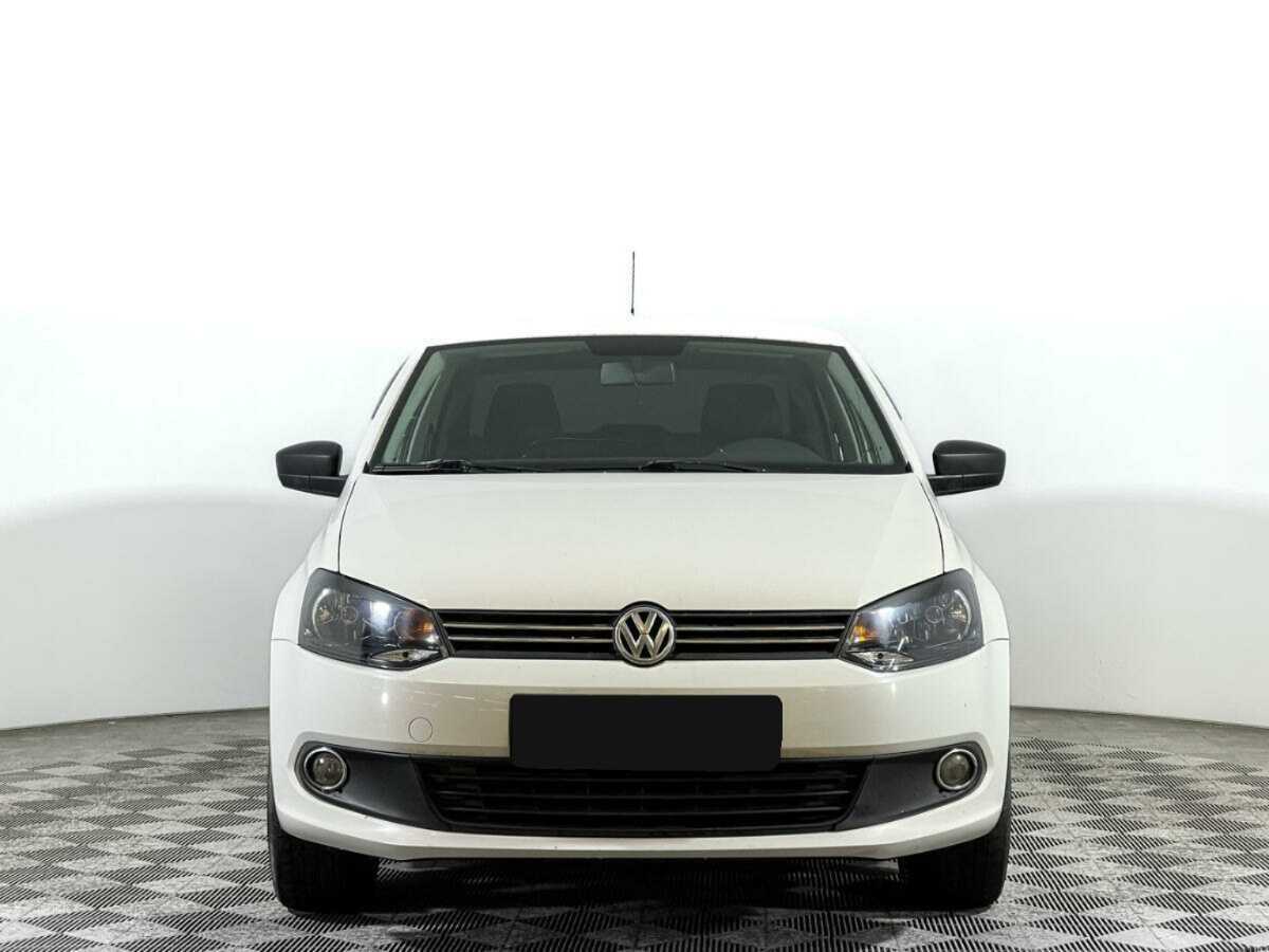 Volkswagen Polo, 2012 - Фото №1