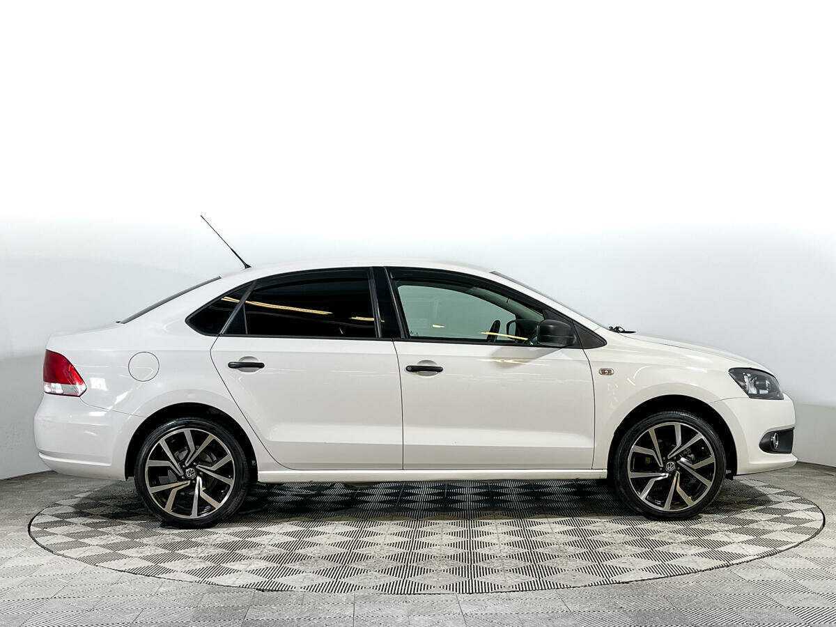 Volkswagen Polo, 2012 - Фото №3