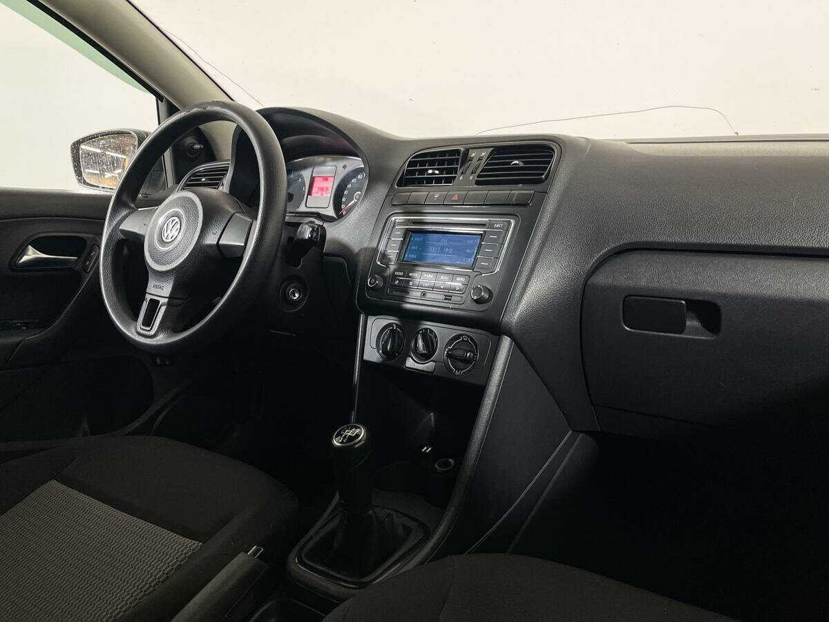 Volkswagen Polo, 2012 - Фото №8