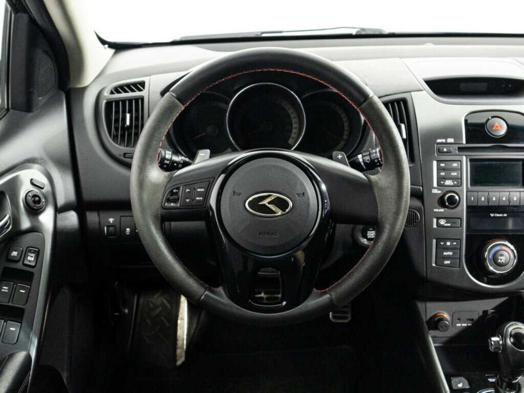 Kia Cerato 6-speed, 2012 - Фото №16