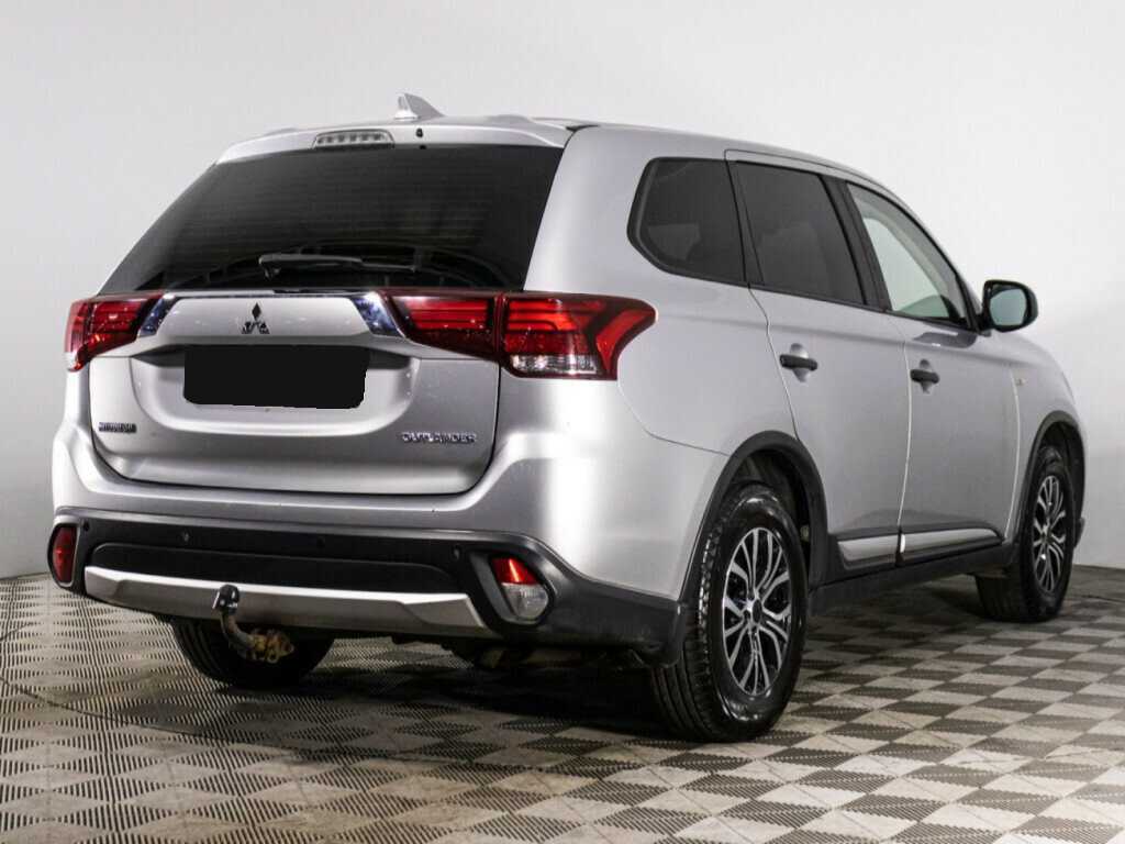 Mitsubishi Outlander, 2018 - Фото №3