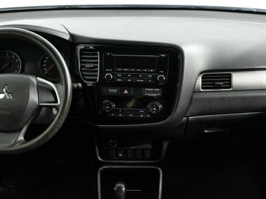 Mitsubishi Outlander, 2018 - Фото №11