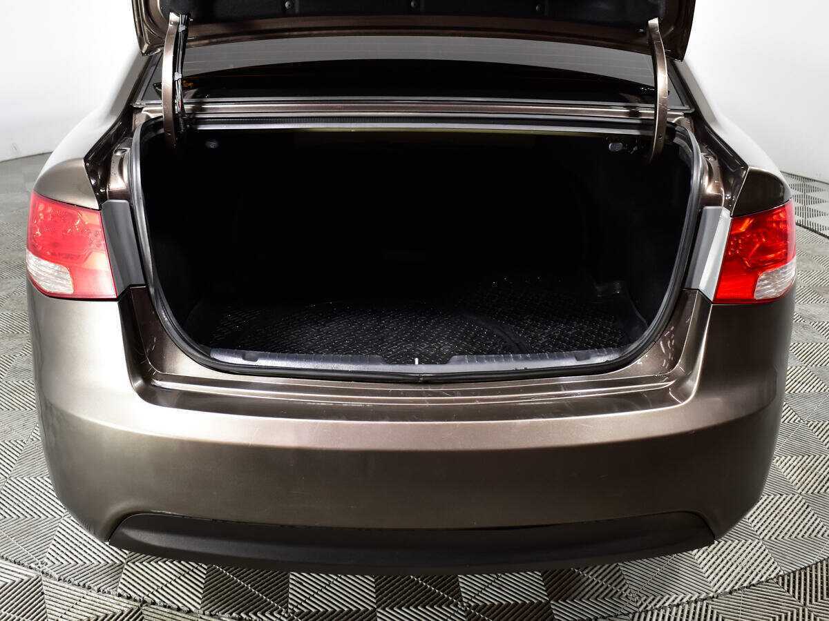 Kia Cerato 6-speed, 2012 - Фото №14