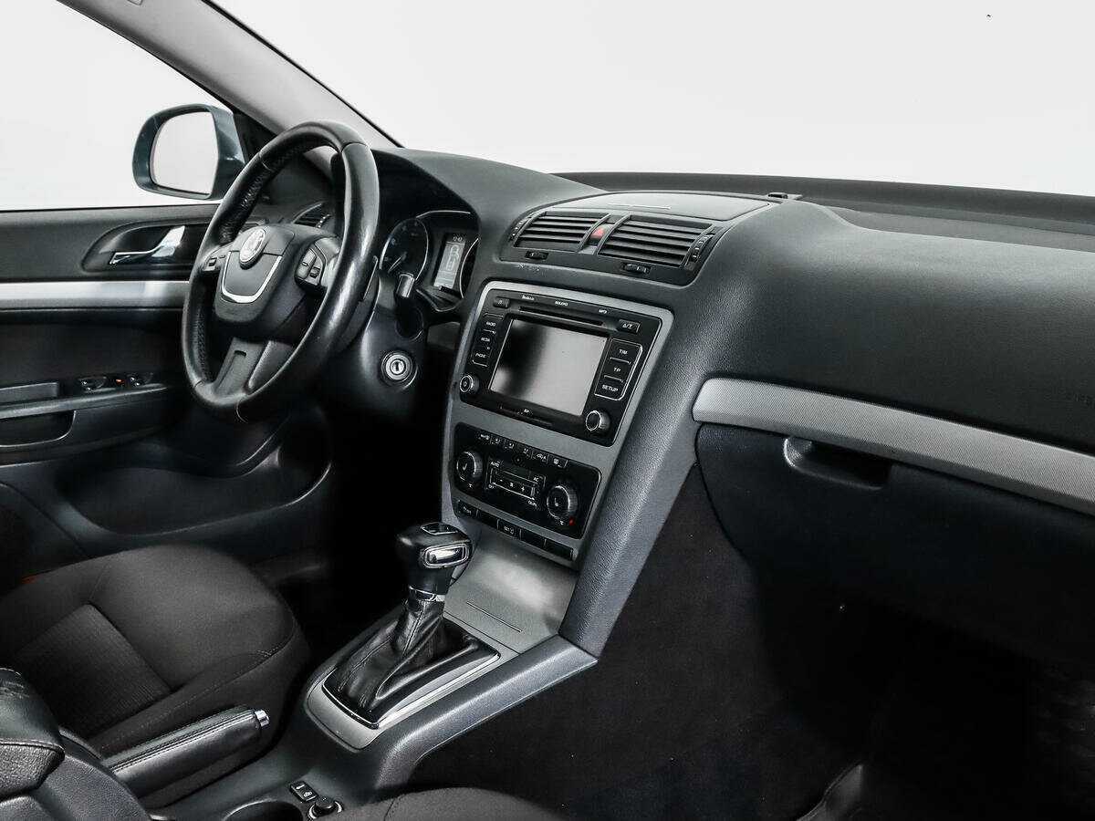 Skoda Octavia, 2012 - Фото №10