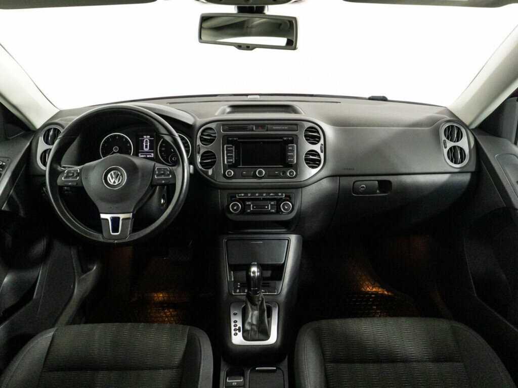Volkswagen Tiguan, 2012 - Фото №12