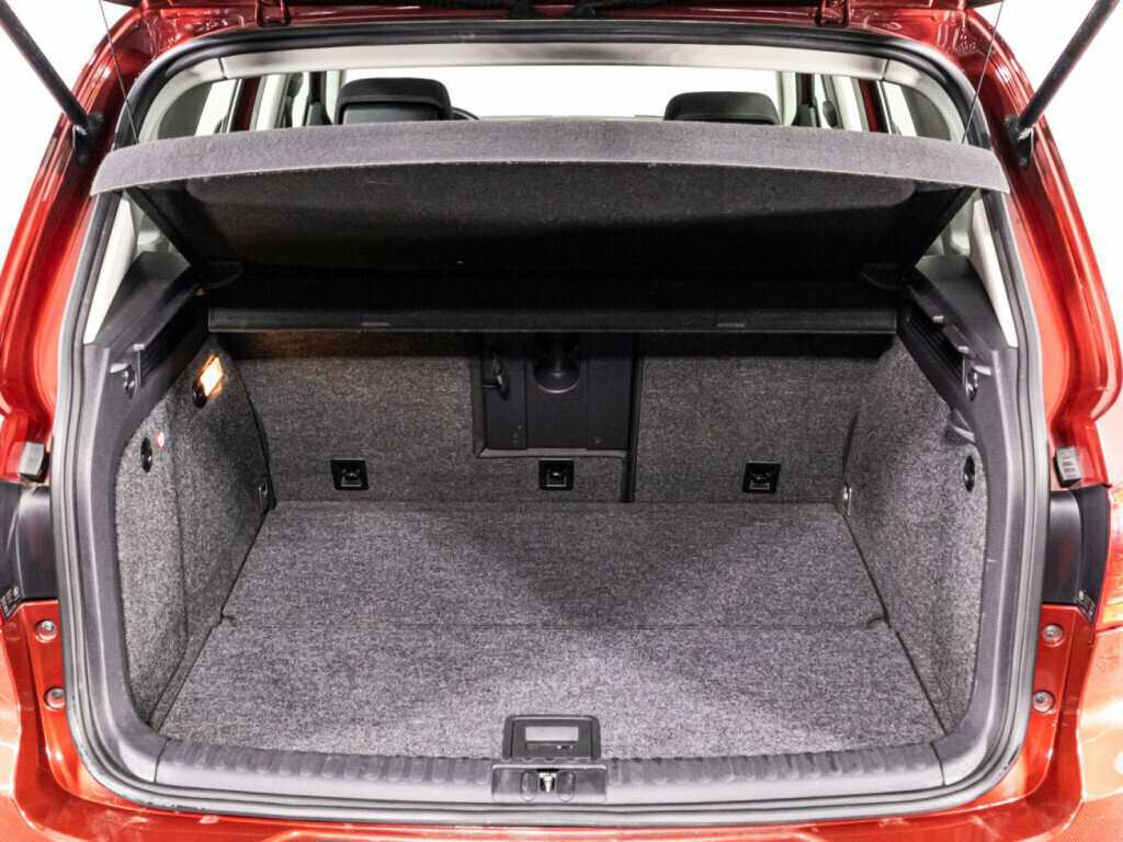 Volkswagen Tiguan, 2012 - Фото №14