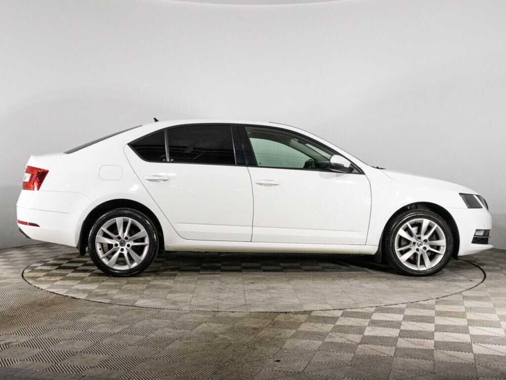Skoda Octavia, 2018 - Фото №3