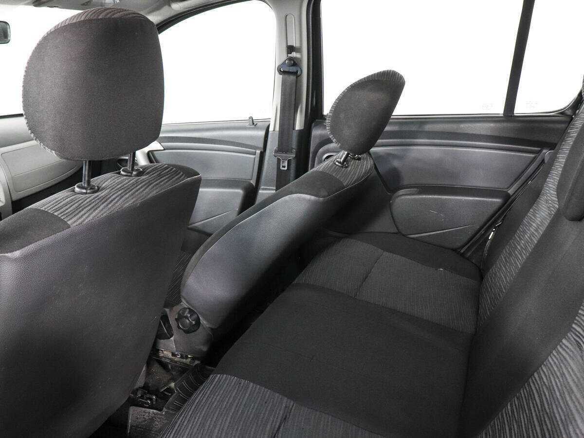 Renault Sandero, 2012 - Фото №6