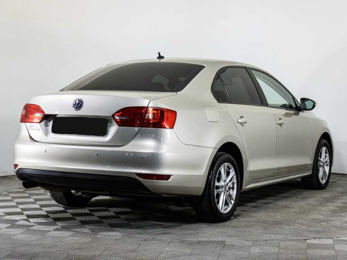 Volkswagen Jetta, 2012 - Фото №3