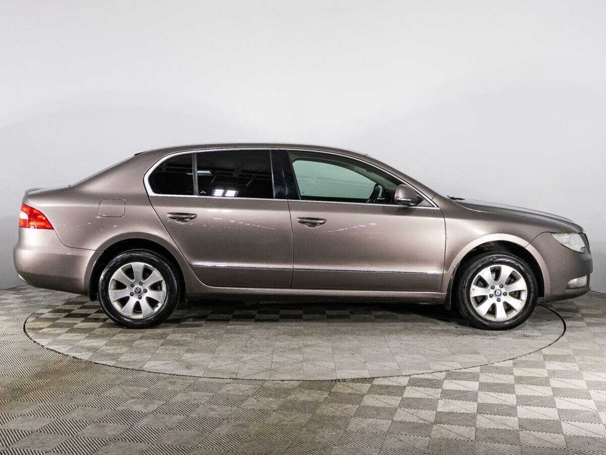 Skoda Superb, 2012 - Фото №3