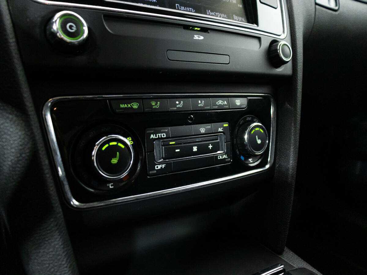 Skoda Superb, 2012 - Фото №15