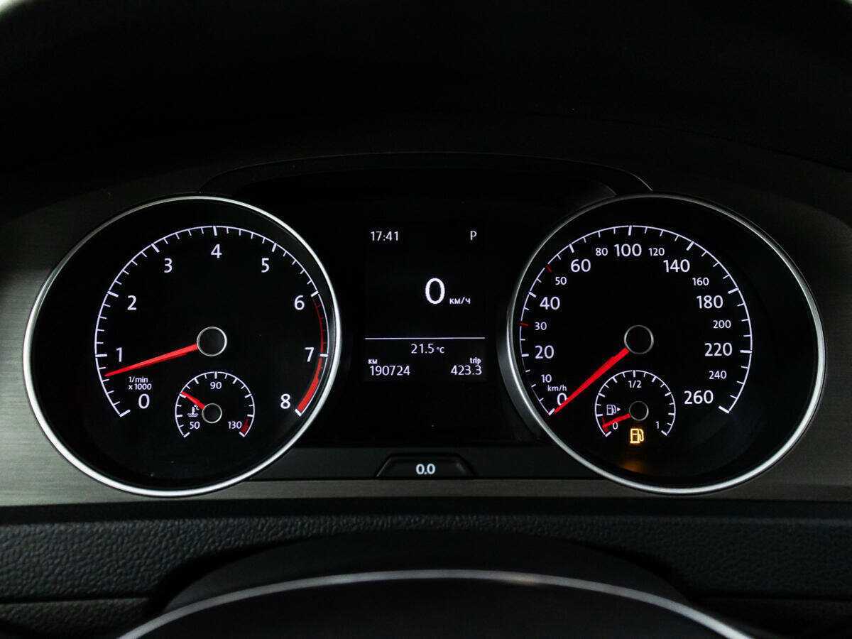 Volkswagen Golf, 2012 - Фото №11