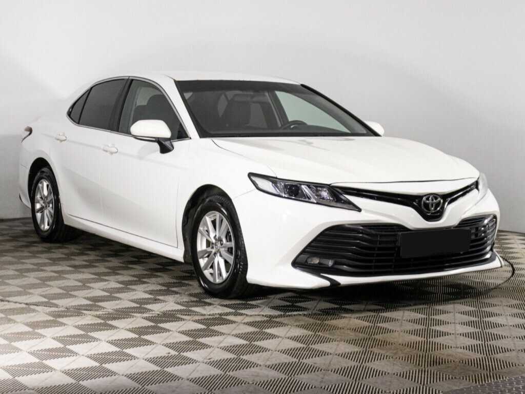 Toyota Camry, 2018 - Фото №2