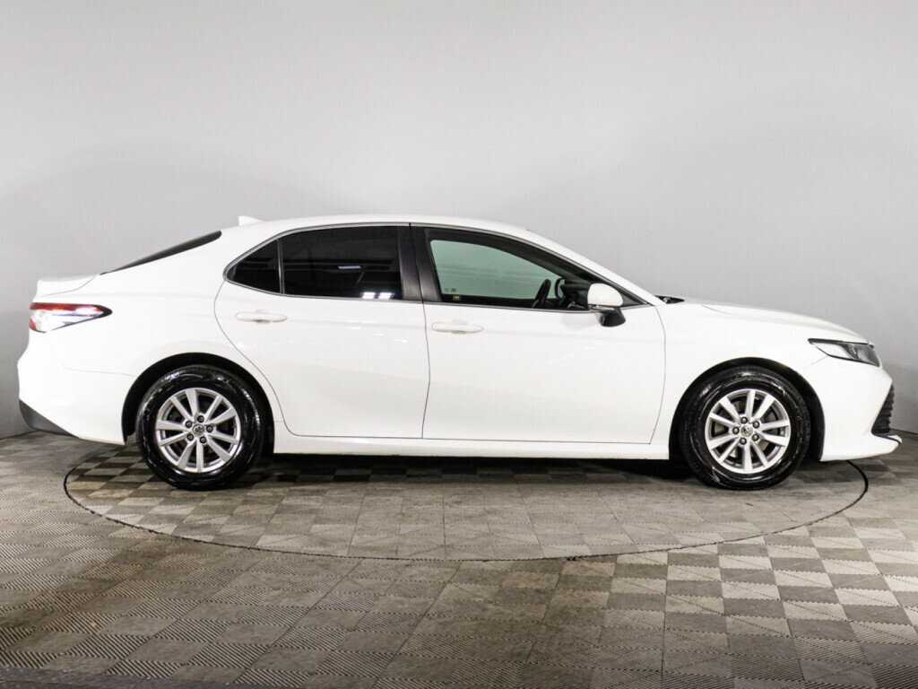 Toyota Camry, 2018 - Фото №3