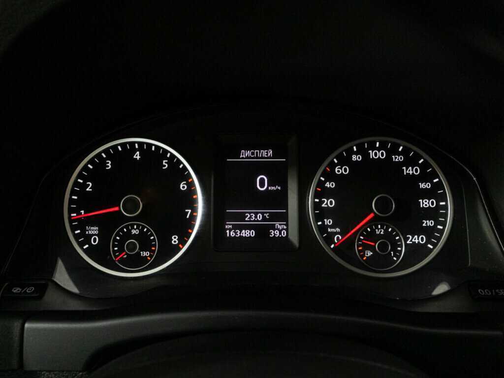 Volkswagen Tiguan, 2014 - Фото №11