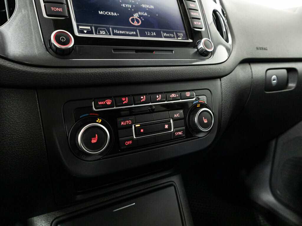 Volkswagen Tiguan, 2014 - Фото №16